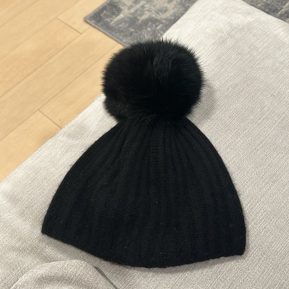 Hat - Picture 2 of 3